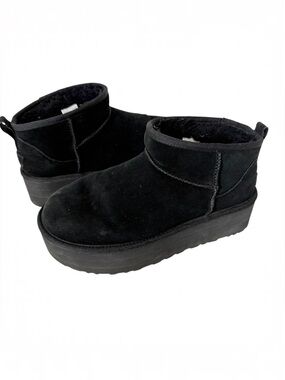 UGG Women's Classic Ultra Mini Black Suede Y2K High Platform Boots Size 10